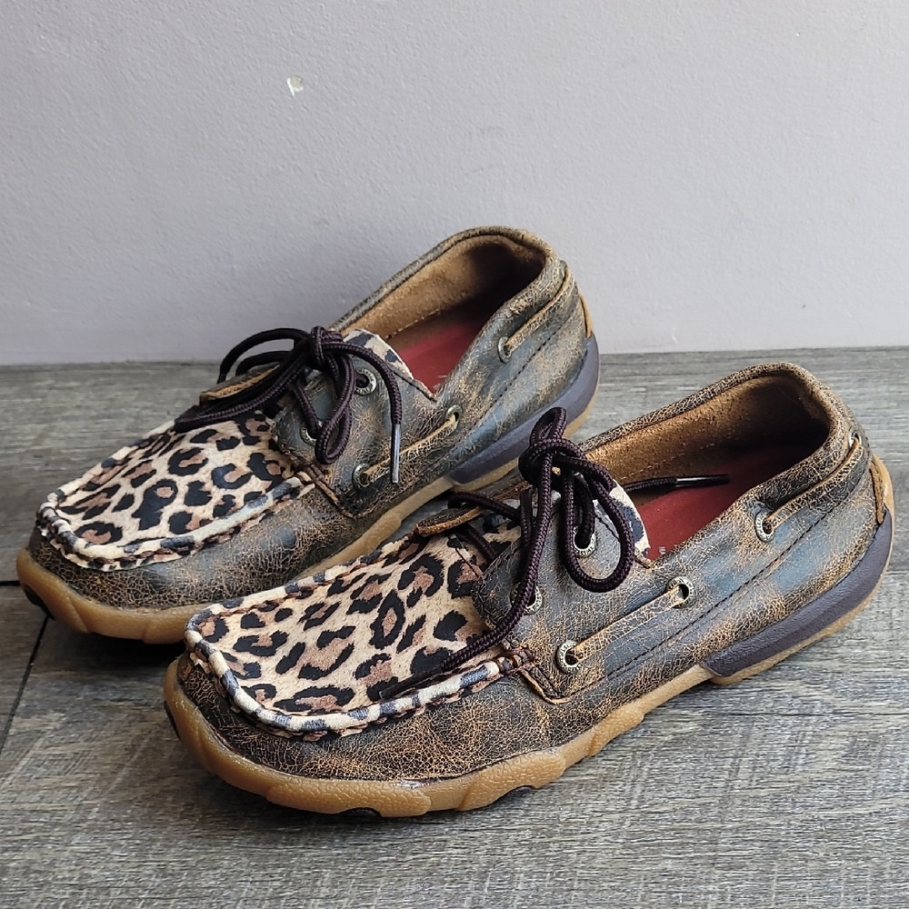 NEW Twisted X leather loafers